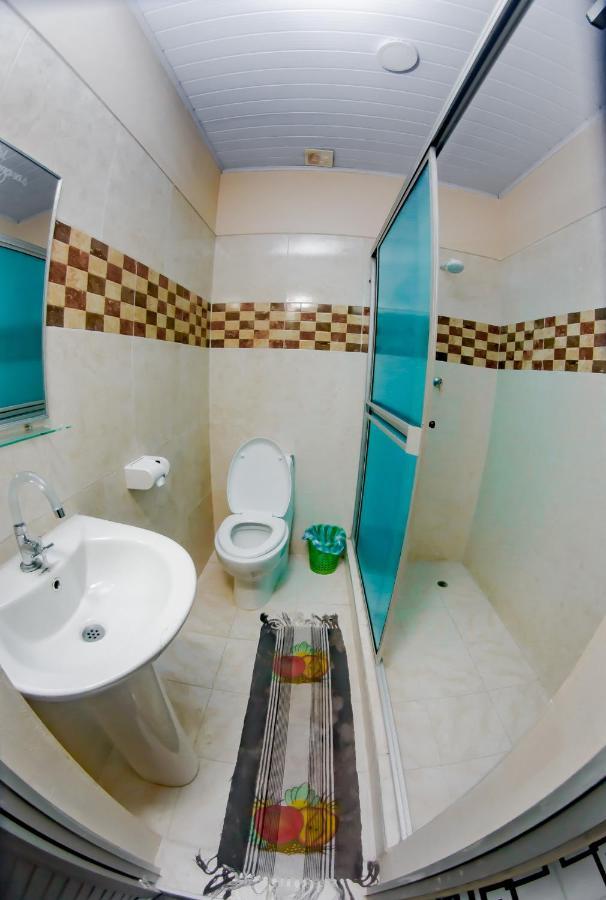 Hotel Alto Amazonas Летисия Екстериор снимка
