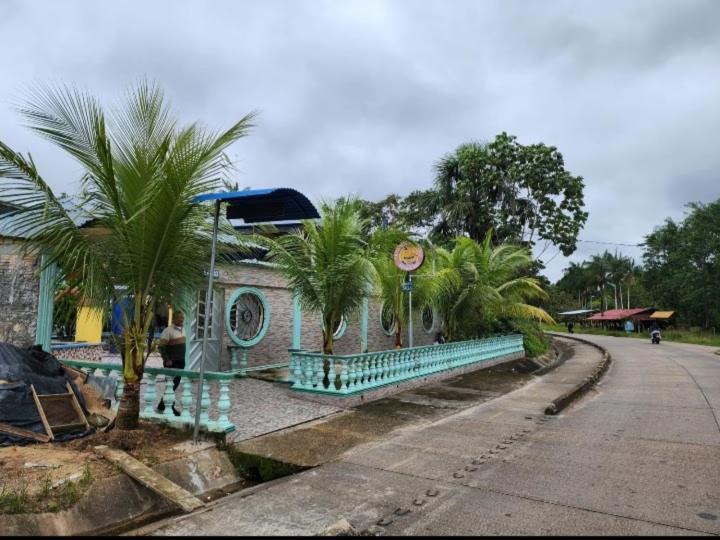 Hotel Alto Amazonas Летисия Екстериор снимка