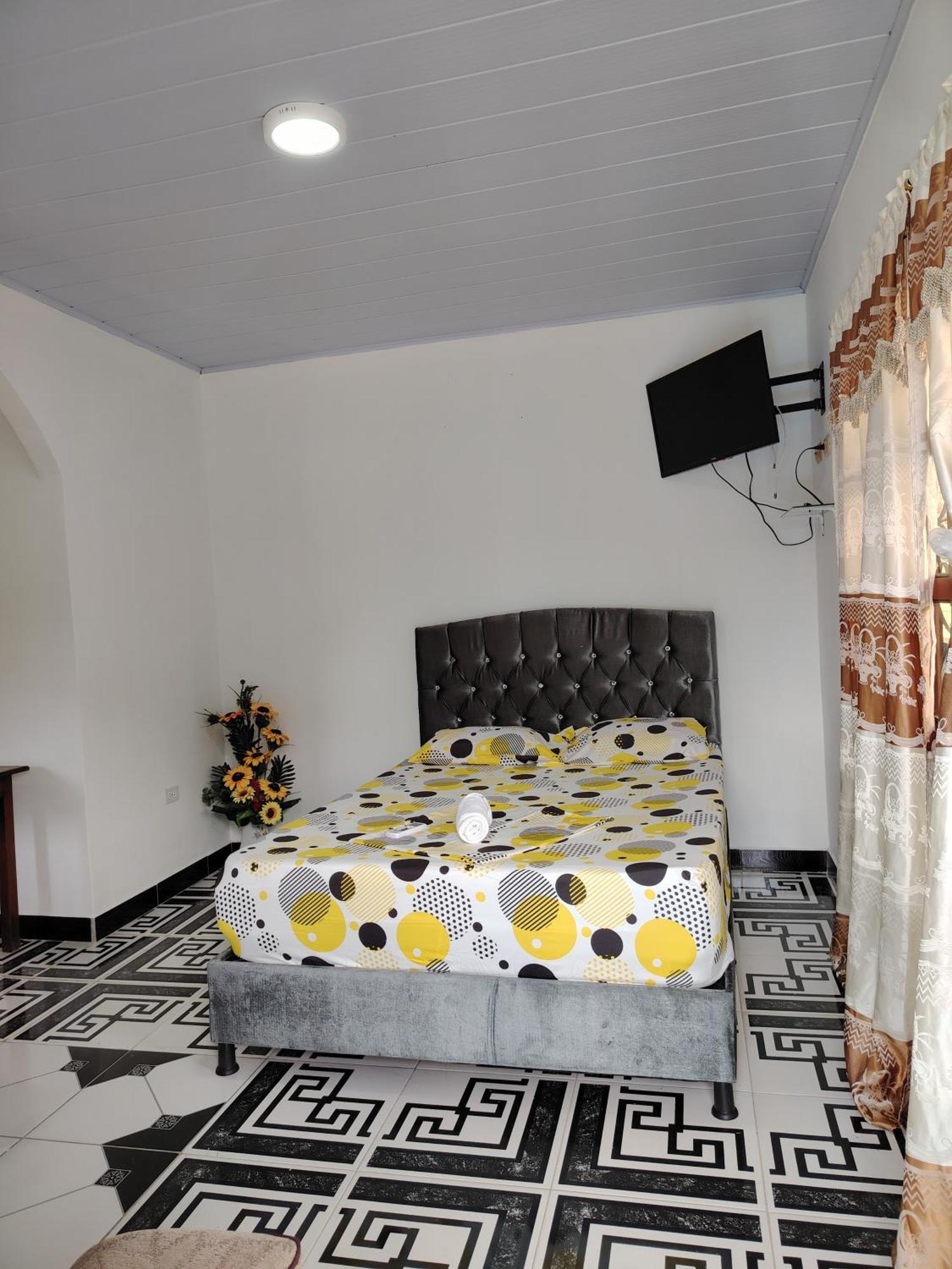 Hotel Alto Amazonas Летисия Екстериор снимка