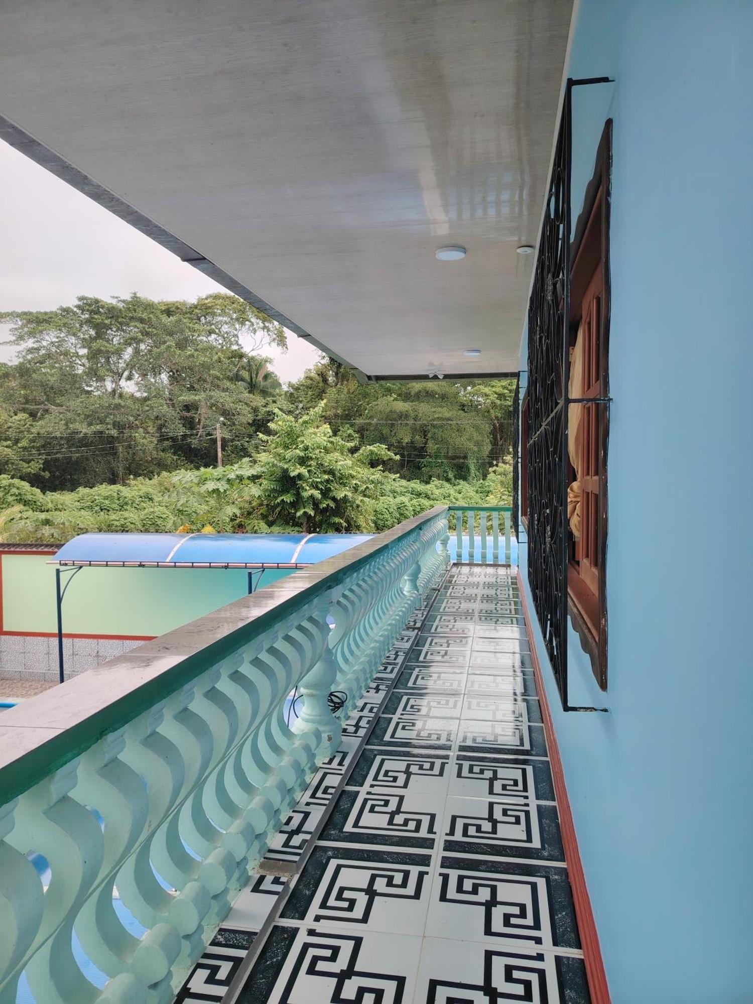 Hotel Alto Amazonas Летисия Екстериор снимка